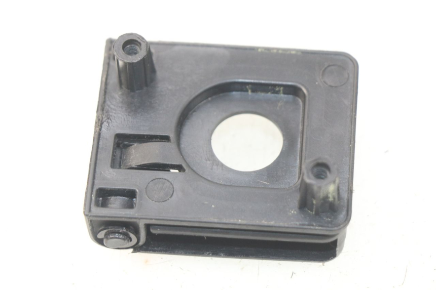 photo de CROCHET SAC PEUGEOT KISBEE 4T 50 (2018 - 2022) - Détail de la pièce