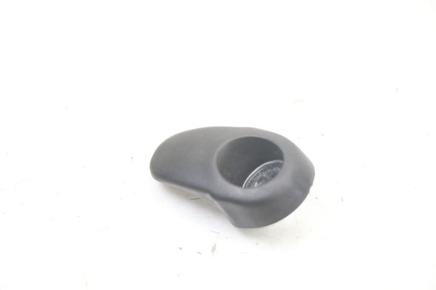 photo de CROCHET SAC KYMCO PEOPLE S 125 (2000 - 2008) - Détail de la pièce