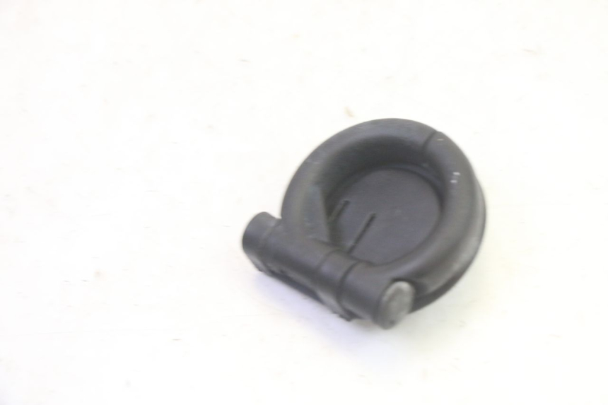 photo de CROCHET SAC PIAGGIO MP3 RL 250 (2006 - 2010) - Zoom état d’usage