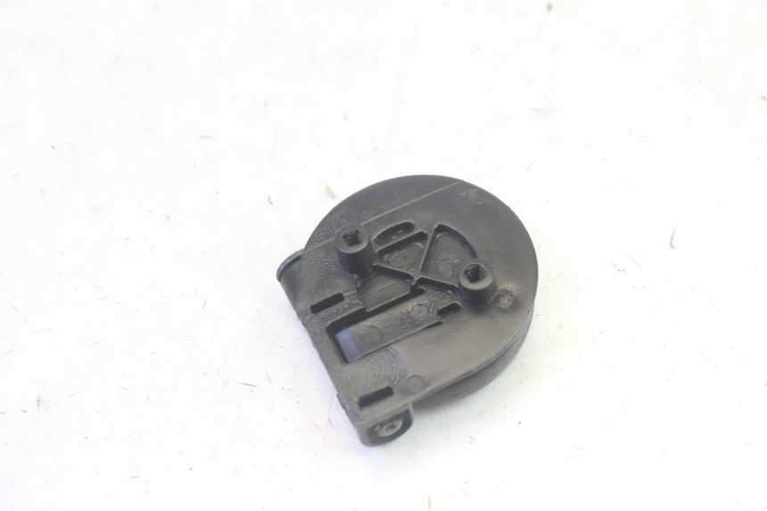 photo de CROCHET SAC PIAGGIO MP3 RL 250 (2006 - 2010) - Autre angle de vue