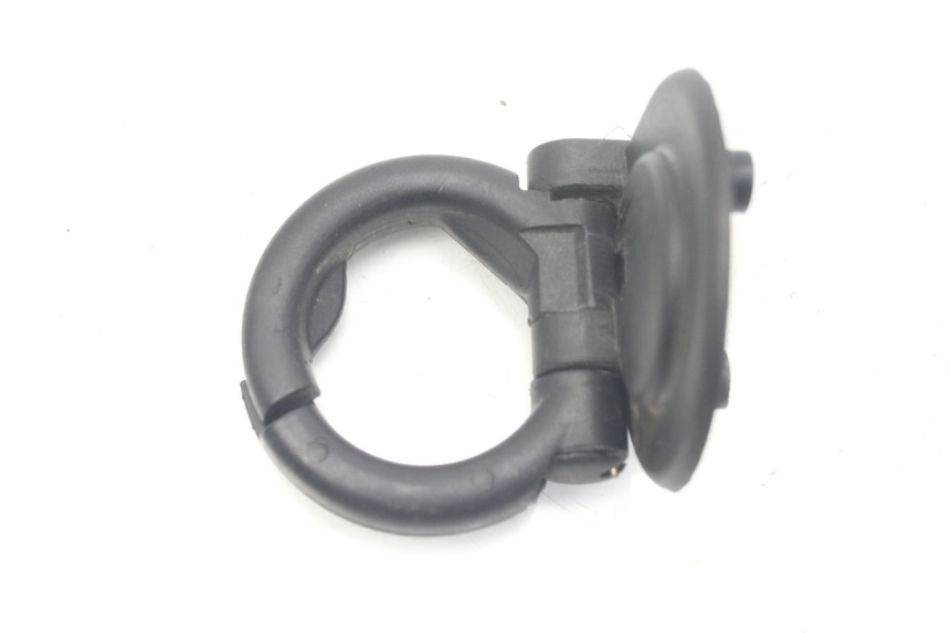 photo de CROCHET SAC PIAGGIO NEW TYPHOON 50 (2018 - 2021) - Zoom état d’usage