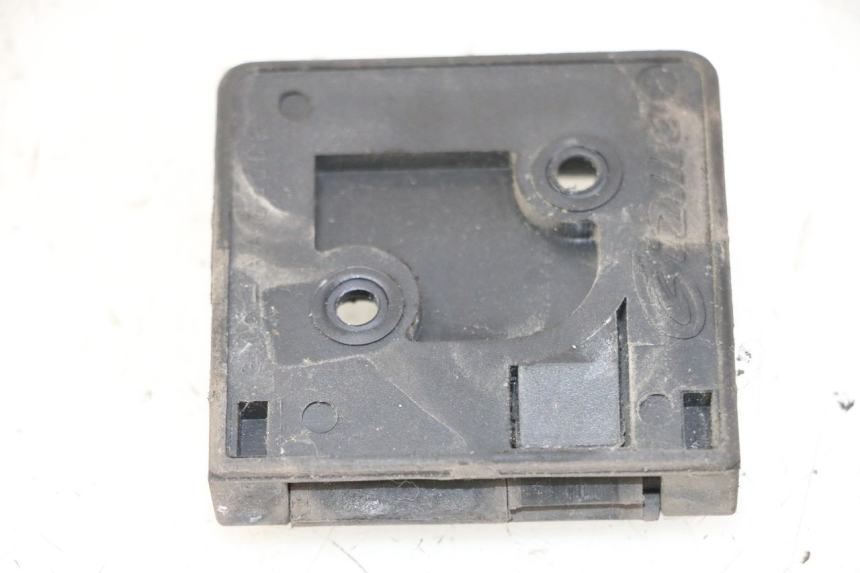 photo de CROCHET SAC PEUGEOT CITYSTAR 50 (2013 - 2017) - Zoom état d’usage