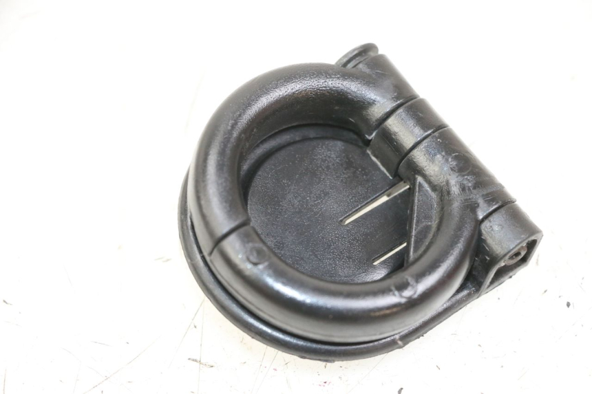 photo de CROCHET SAC PIAGGIO MP3 LT 400 (2007 - 2012) - Détail de la pièce