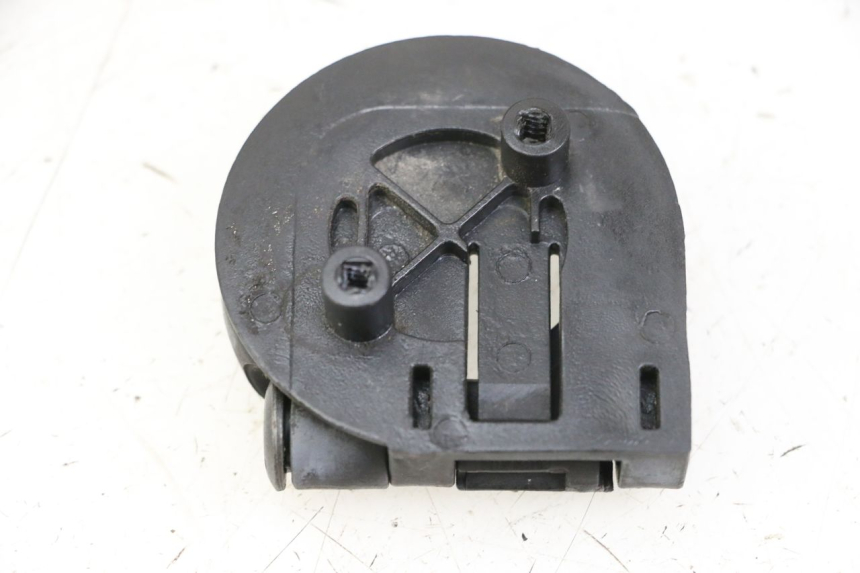 photo de CROCHET SAC PIAGGIO VESPA S 2T 50 (2007 - 2014) - Détail de la pièce