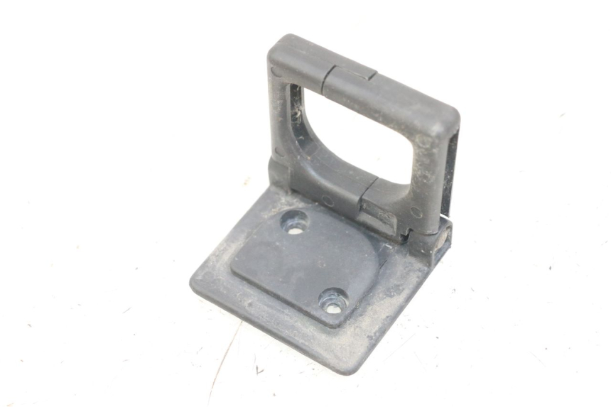 photo de CROCHET SAC PEUGEOT SATELIS 125 (2006 - 2009) - Vue principale