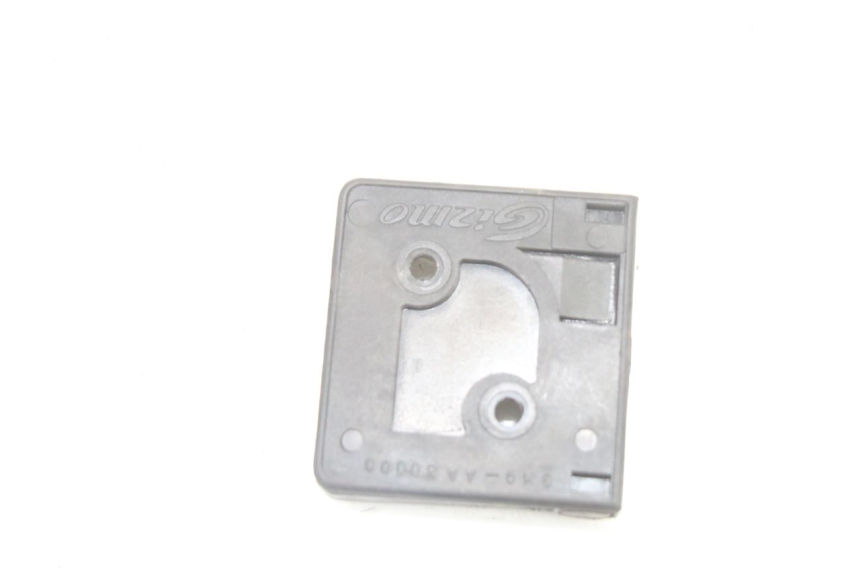 photo de CROCHET SAC PEUGEOT SATELIS 125 (2013 - 2018) - Autre angle de vue