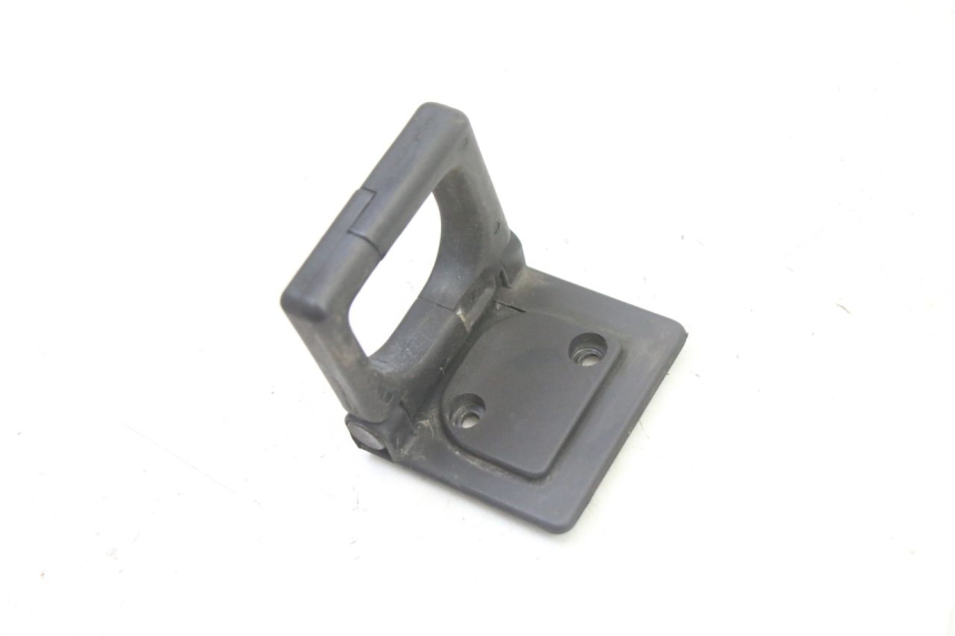 photo de CROCHET SAC PEUGEOT SATELIS 250 (2006 - 2012) - Détail de la pièce