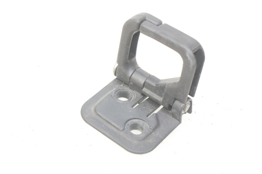 photo de CROCHET SAC SUZUKI SIXTEEN 125 (2008 - 2010) - Vue principale