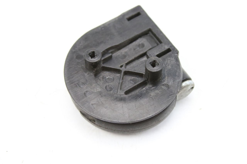 photo de CROCHET SAC APRILIA SR 2T 50 (2012 - 2017) - Détail de la pièce