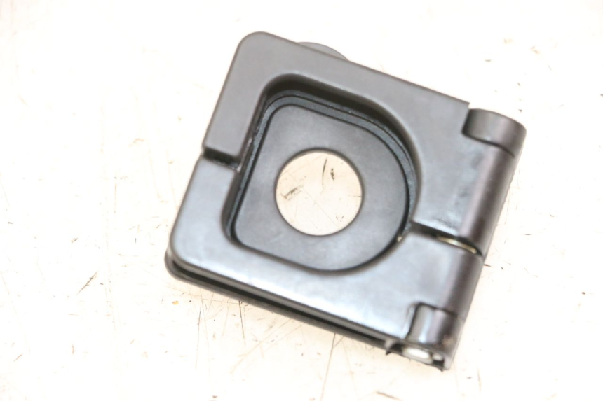 photo de CROCHET SAC PEUGEOT STREETZONE I 2T 50 (2018 - 2020) - Zoom état d’usage