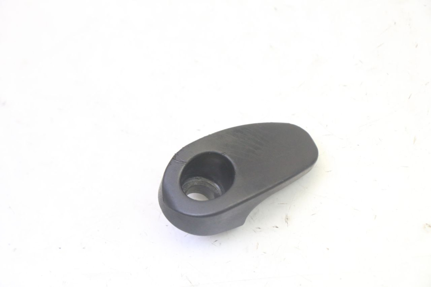 photo de CROCHET SAC PEUGEOT TWEET PRO CARGO 50 (2018 - 2022) - Détail de la pièce