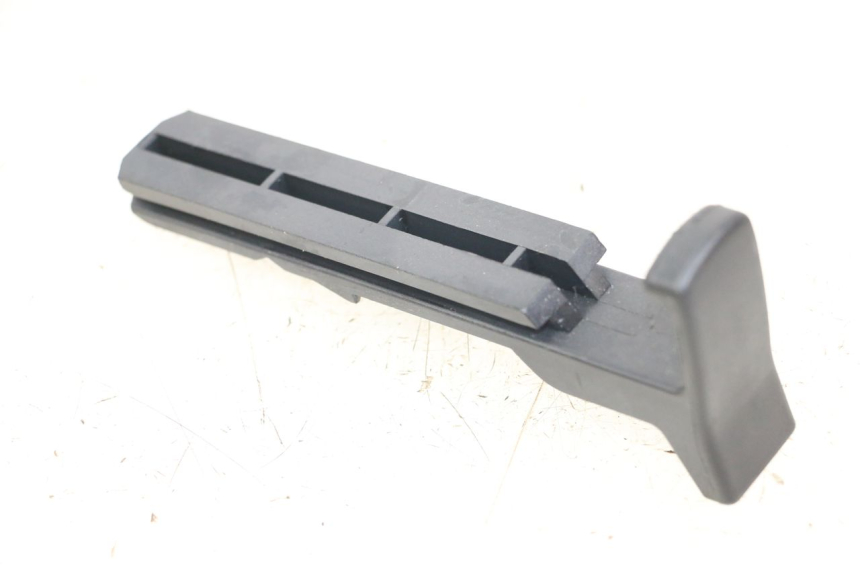 photo de CROCHET SAC PIAGGIO VESPA PRIMAVERA 4T 50 (2021 - 2024) - Vue principale