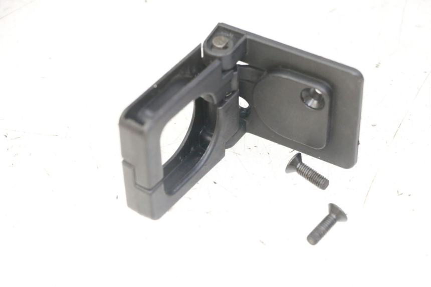 photo de CROCHET SAC PEUGEOT VIVACITY NEW 4T 50 (2008 - 2017) - Vue principale