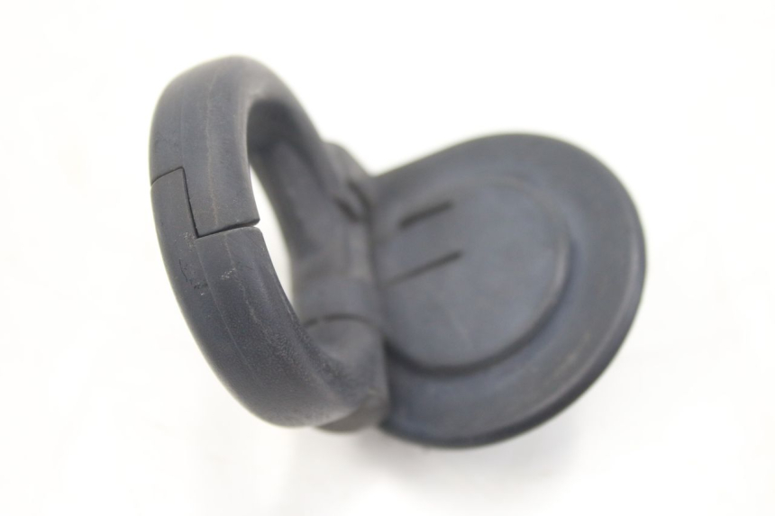 photo de CROCHET SAC PIAGGIO X9 EVOLUTION 500 (2003 - 2005) - Autre angle de vue