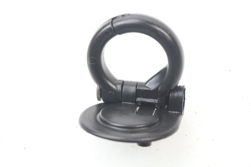 photo de CROCHET SAC PIAGGIO XEVO - X EVO 125 (2007 - 2017) - Détail de la pièce