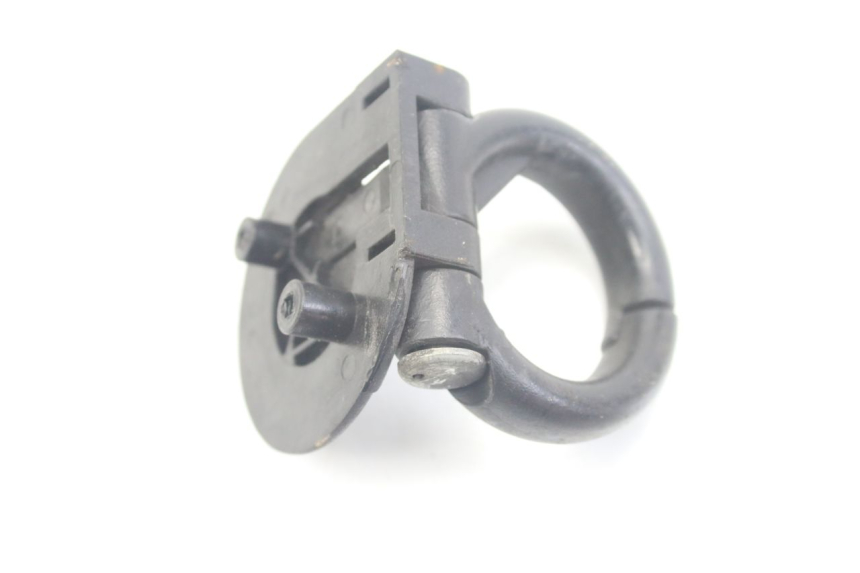 photo de CROCHET SAC PIAGGIO ZIP 2T 50 (2009 - 2019) - Détail de la pièce