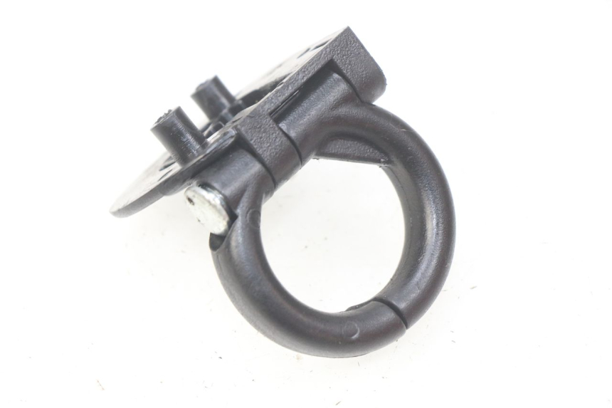 photo de CROCHET SAC PIAGGIO ZIP 4T 50 (2018 - 2020) - Autre angle de vue