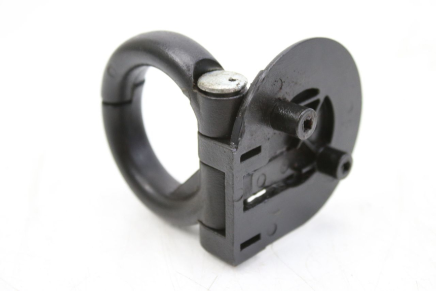 photo de CROCHET SAC PIAGGIO ZIP 4T 50 (2018 - 2020) - Autre angle de vue