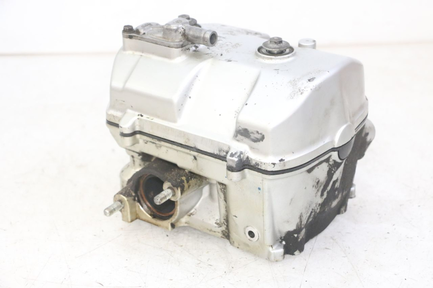 photo de CULASSE ARRIERE HONDA NTV DEAUVILLE ABS 700 (2007 - 2016) - Détail de la pièce