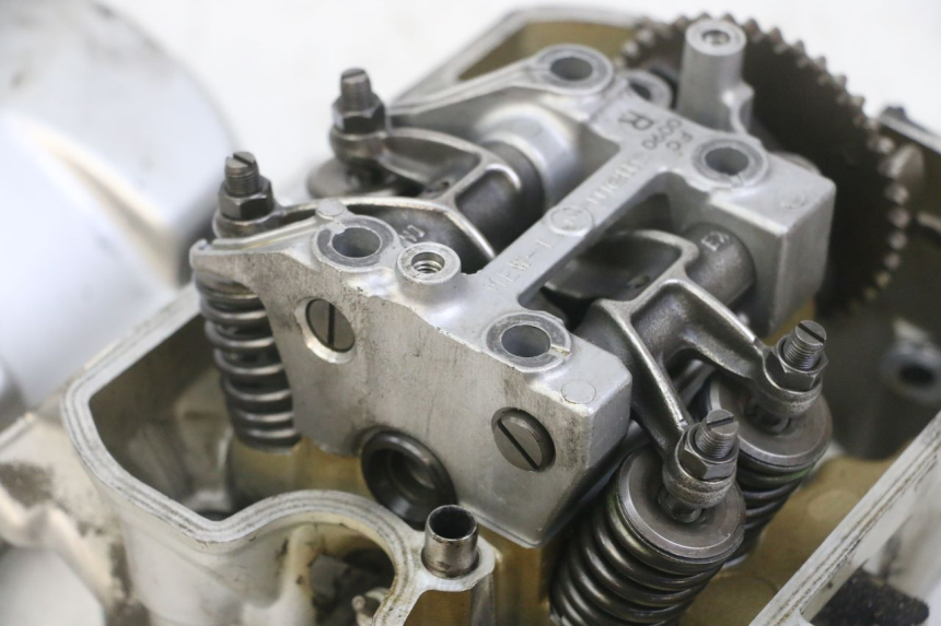 photo de CULASSE ARRIERE HONDA NTV DEAUVILLE ABS 700 (2007 - 2016) - Inspection visuelle