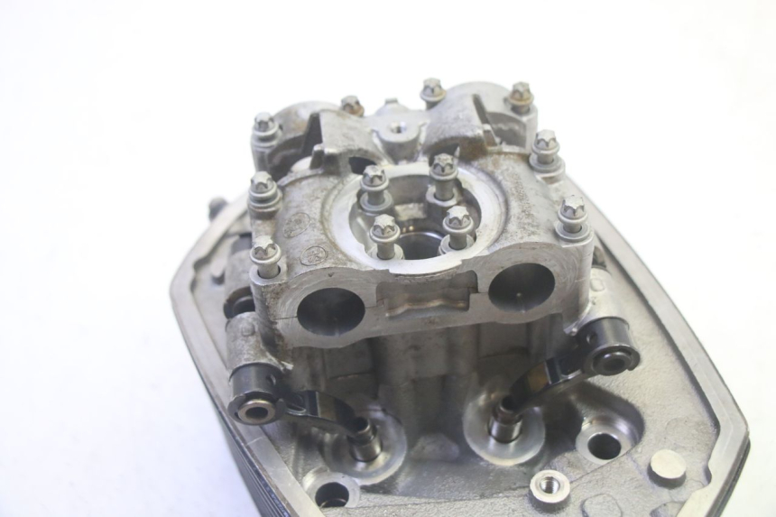 photo de CULASSE ARRIERE BMW R RT ABS 1200 (2010 - 2014) - Détails caractéristiques