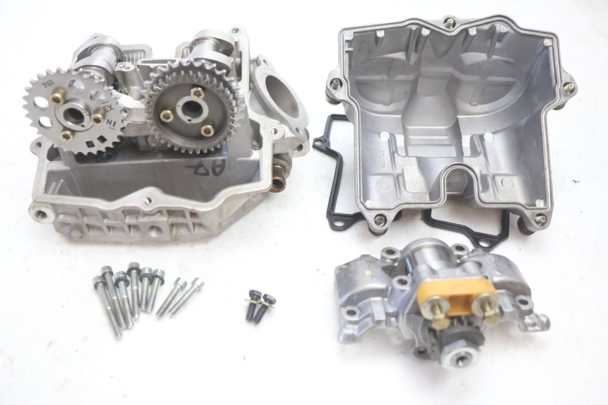 photo de CULASSE ARRIERE CAN-AM SPYDER RS 1000 (2008 - 2012) - Zoom état d’usage