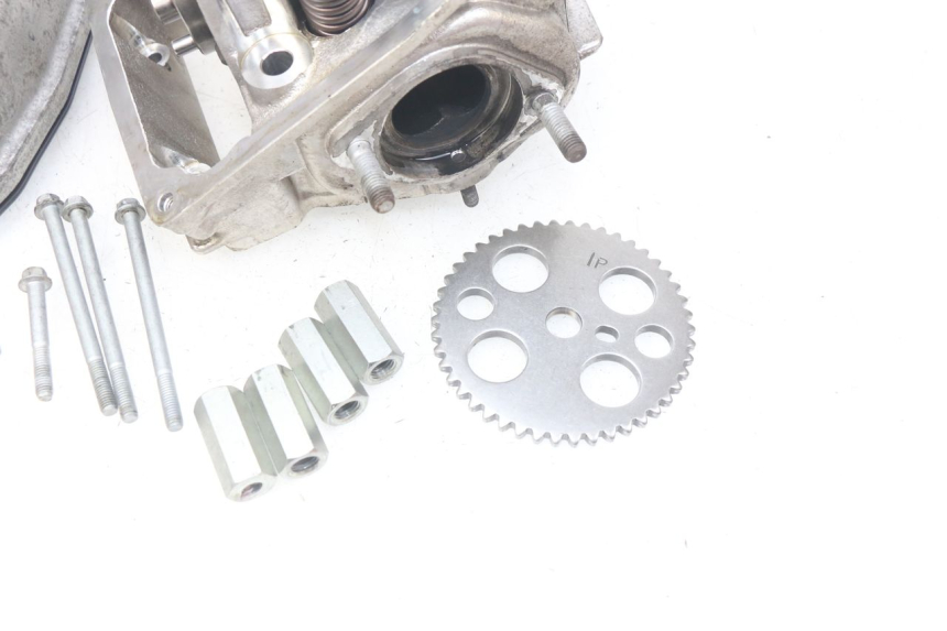 photo de CULASSE ARRIERE APRILIA SRV 850 (2012 - 2017) - Vue rapprochée