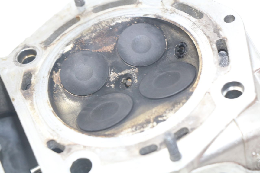 photo de CULASSE ARRIERE APRILIA SRV 850 (2012 - 2017) - Zoom état d’usage