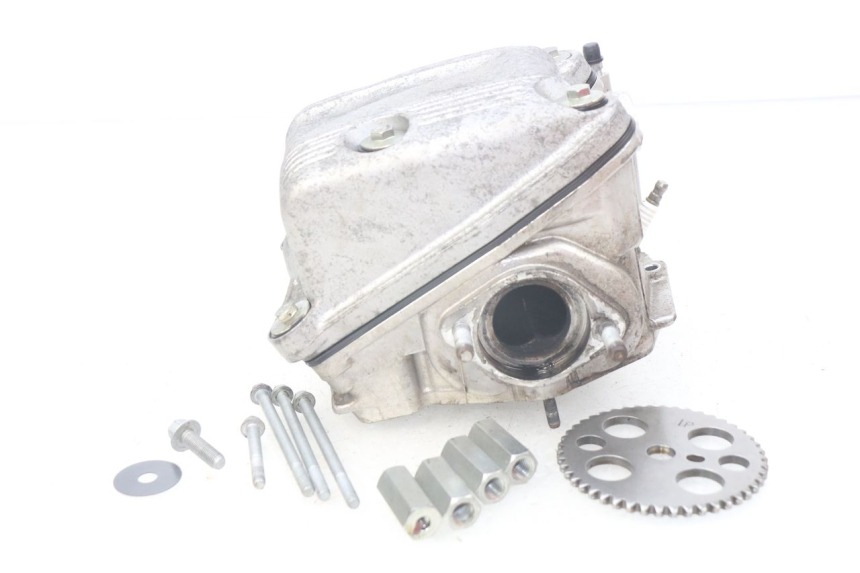 photo de CULASSE ARRIERE APRILIA SRV 850 (2012 - 2017) - Gros plan technique