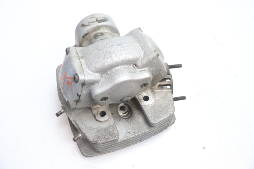 photo de CULASSE ARRIERE DUCATI SS IE DS CARENEE 1000 (2002 - 2006) - Gros plan technique