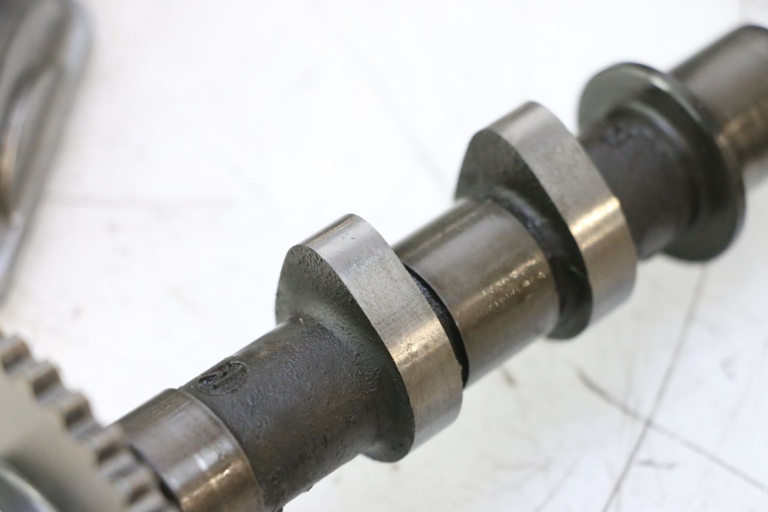 photo de CULASSE ARRIERE SUZUKI SV S 650 (1999 - 2002) - Photo complémentaire