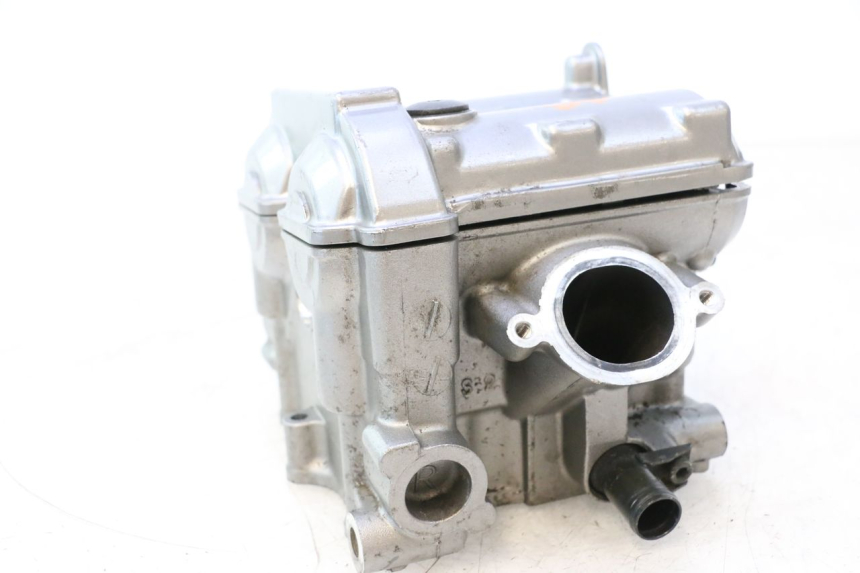 photo de CULASSE ARRIERE SUZUKI SV S 650 (1999 - 2002) - Marquages et références