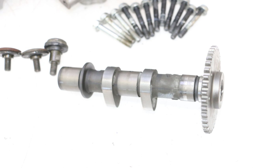 photo de CULASSE ARRIERE SUZUKI SV S 650 (2003 - 2009) - Inspection visuelle