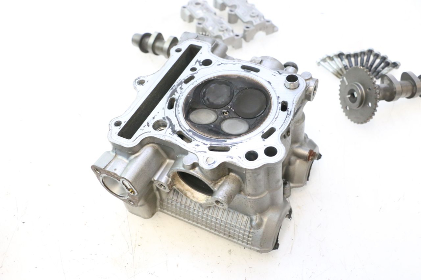 photo de CULASSE ARRIERE SUZUKI SV S 650 (2003 - 2009) - État de surface