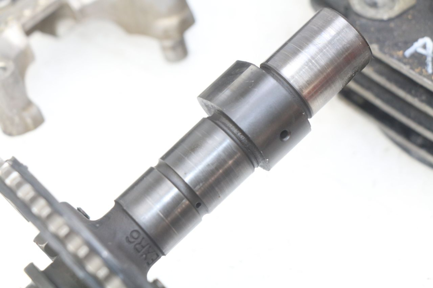 photo de CULASSE ARRIERE HONDA VF 1000 (1984 - 1988) - Angle alternatif