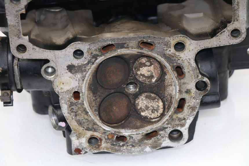 photo de CULASSE ARRIERE HONDA VF 1000 (1984 - 1988) - Vue d’ensemble