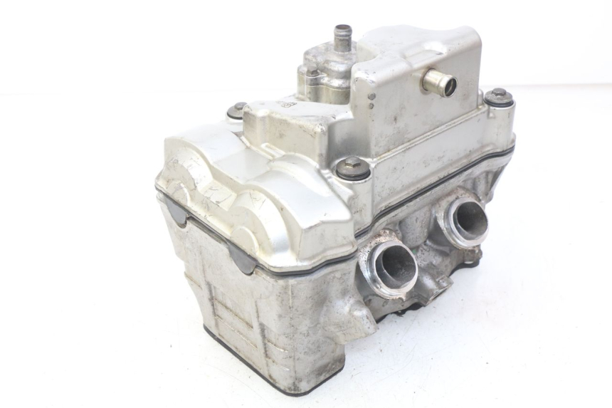 photo de CULASSE ARRIERE HONDA VFR FI RC46 800 (1998 - 2001) - Points de fixation