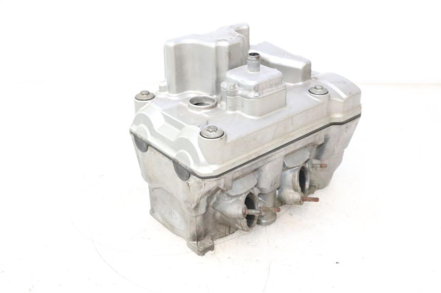 photo de CULASSE ARRIERE HONDA VFR FI RC46 800 (1998 - 2001) - Autre angle de vue