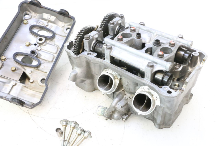 photo de CULASSE ARRIERE HONDA VFR FI RC46 800 (1998 - 2001) - Pièce contrôlée