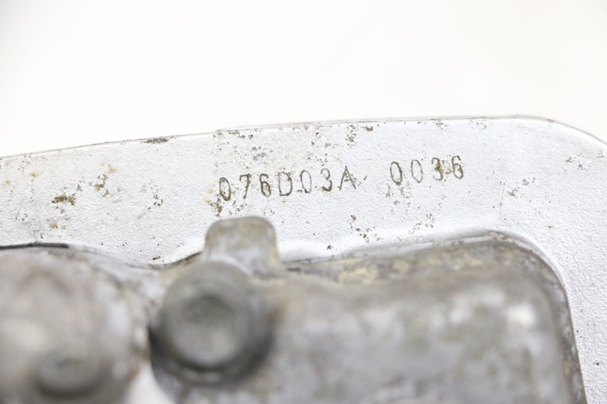 photo de CULASSE ARRIERE SUZUKI VL INTRUDER 125 (2004 - 2007) - Autre angle de vue