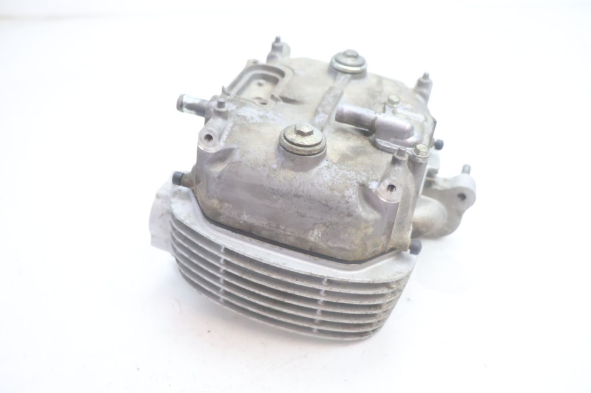 photo de CULASSE ARRIERE HONDA XLV VARADERO 125 (2007 - 2012) - Gros plan technique