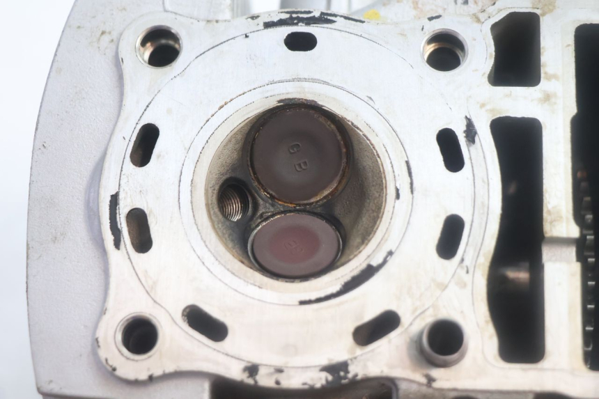 photo de CULASSE ARRIERE HONDA XLV VARADERO 125 (2007 - 2012) - Pièce contrôlée