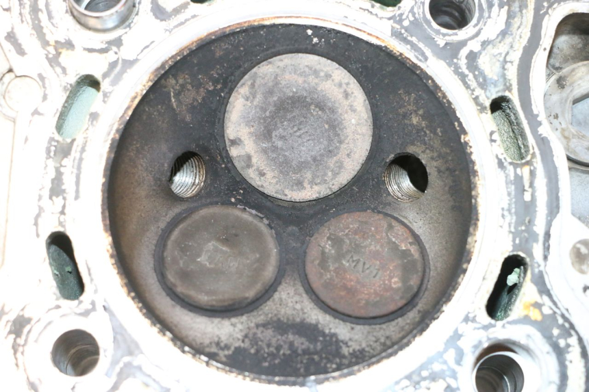photo de CULASSE ARRIERE HONDA XRV AFRICA TWIN 750 (1990 - 1992) - Vue rapprochée