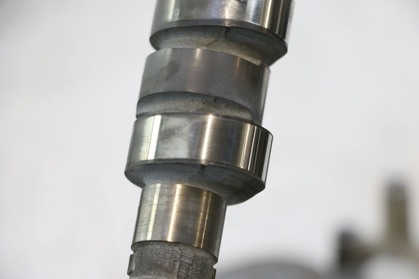 photo de CULASSE ARRIERE HONDA XRV AFRICA TWIN 750 (1990 - 1992) - Focus structure