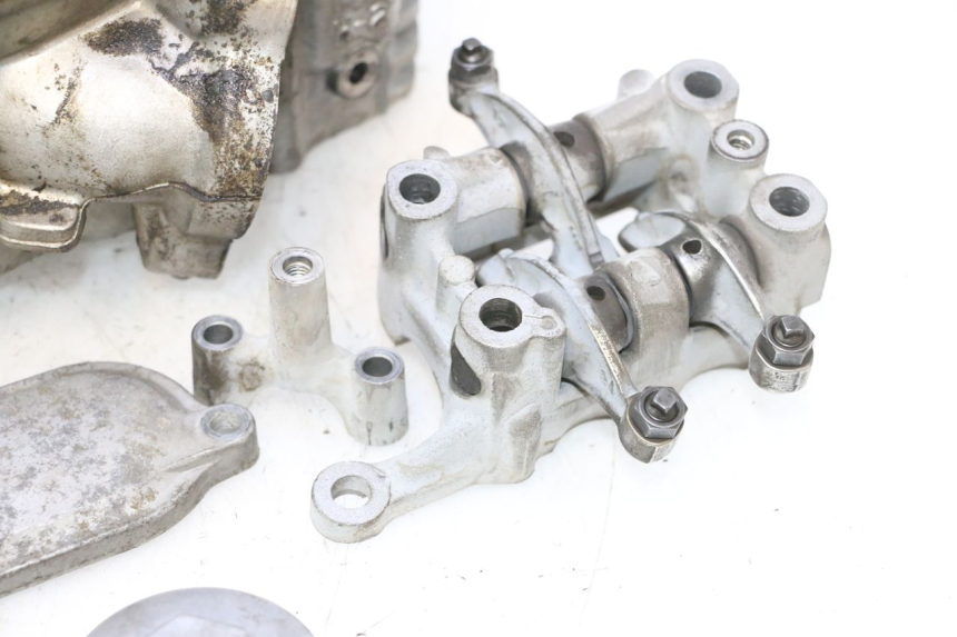 photo de CULASSE ARRIERE HONDA XRV AFRICA TWIN 750 (1990 - 1992) - Autre angle de vue