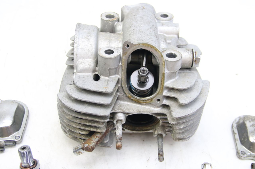 photo de CULASSE ARRIERE YAMAHA XV VIRAGO 750 (1984 - 1998) - Marquages et références