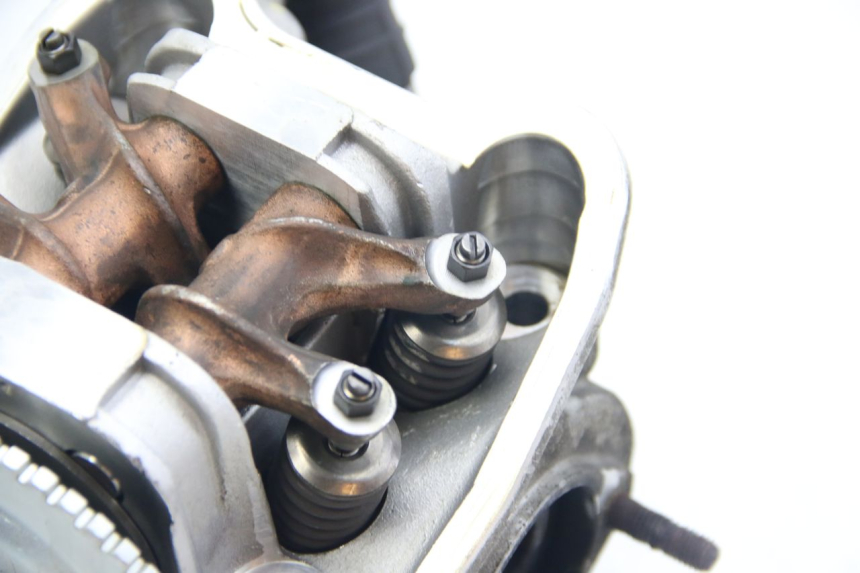 photo de CULASSE APRILIA ATLANTIC 500 (2002 - 2003) - Angle alternatif