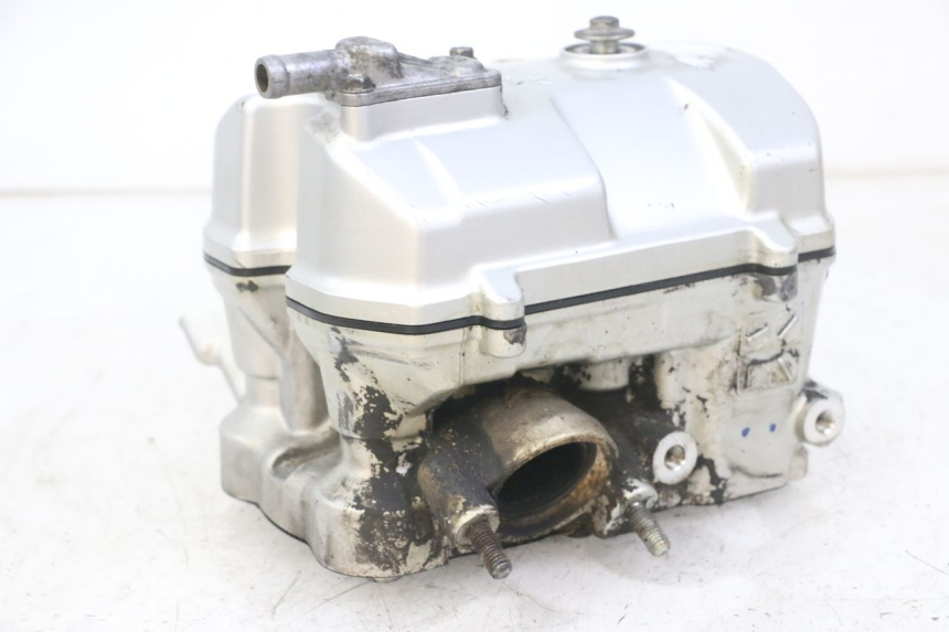 photo de CULASSE AVANT HONDA NTV DEAUVILLE ABS 700 (2007 - 2016) - Détail de la pièce