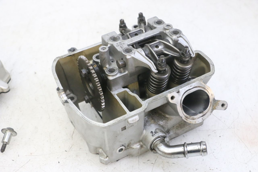 photo de CULASSE AVANT HONDA NTV DEAUVILLE ABS 700 (2007 - 2016) - Inspection visuelle