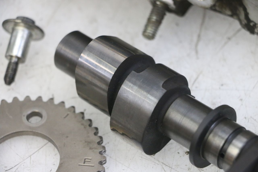 photo de CULASSE AVANT HONDA NTV DEAUVILLE ABS 700 (2007 - 2016) - Autre angle de vue